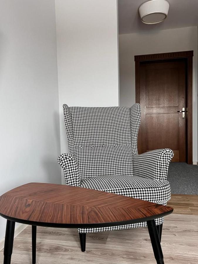 Hotel-Przystan Kikol Buitenkant foto